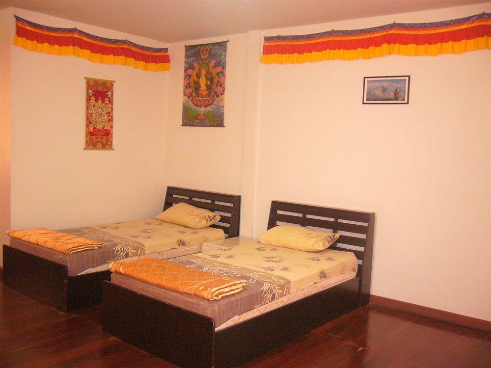 Himalaya Residence Бангкок Экстерьер фото
